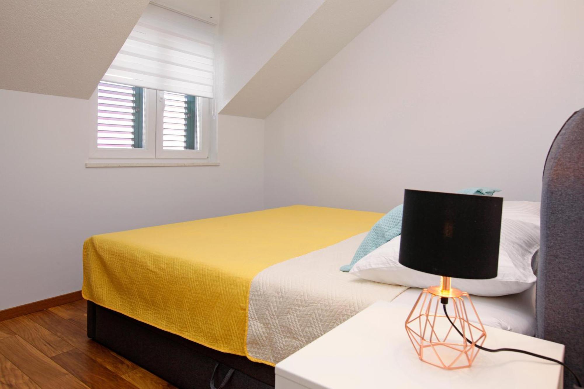 Penthouse Vanja Apartament *